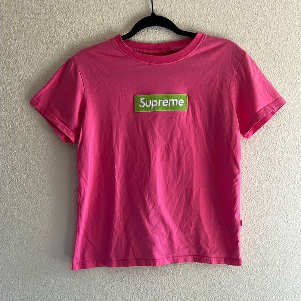 Supreme Vibrant Pink T-shirt with Green Logo stitched patch, size medium